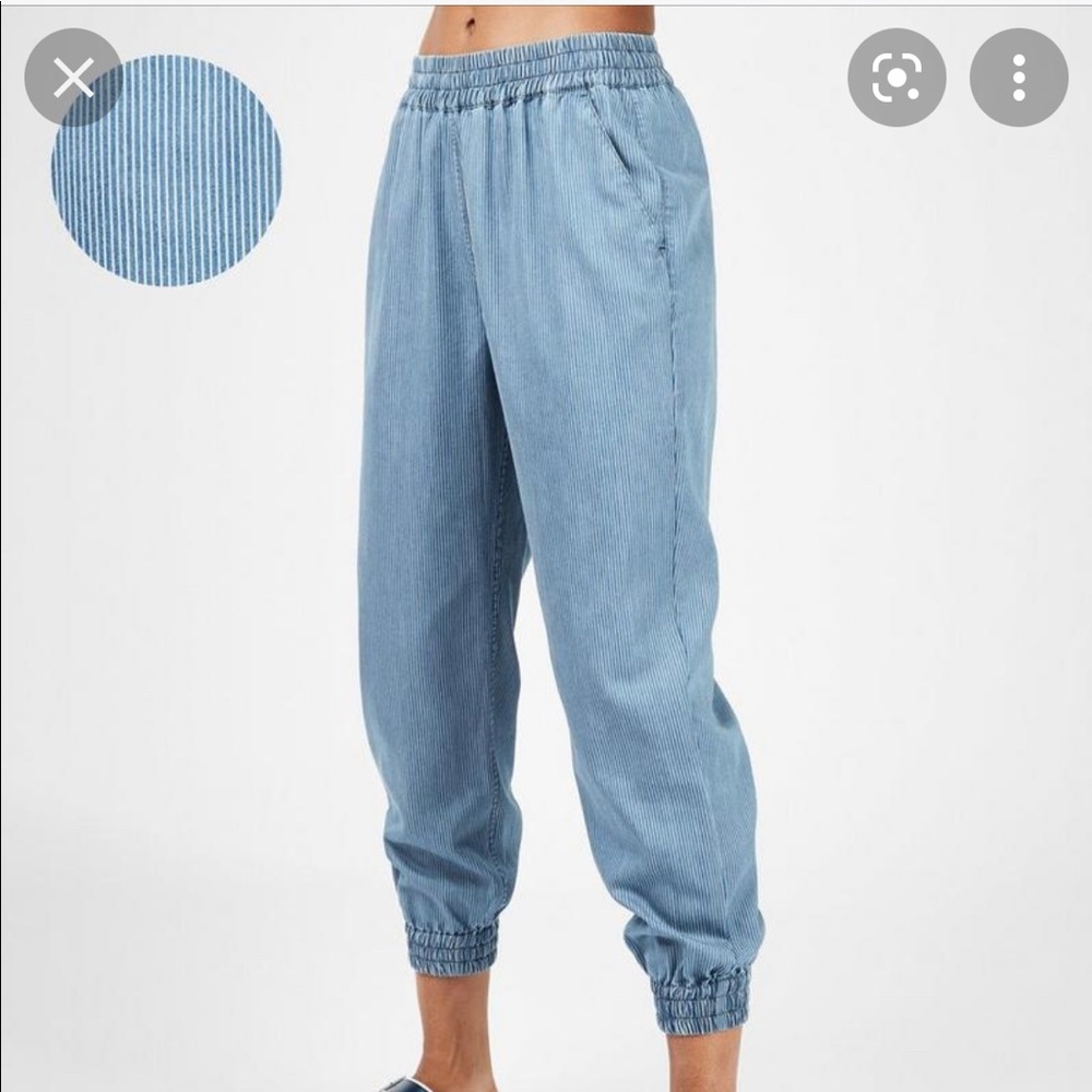 Sweaty Betty chambray 7/8 joggers sz small
